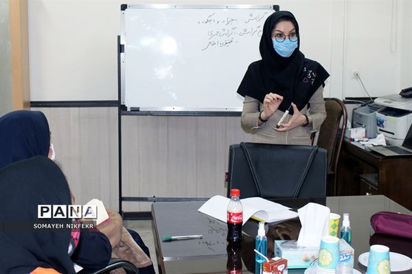 برگزاری کارگاه آموزش خبرنگاری ویژه دانش‌آموزان دختر شهرستان‌های استان تهران