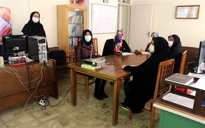دومین روز از برگزاری دوره آموزش خبرنگاری ویژه دانش‌آموزان در استان زنجان