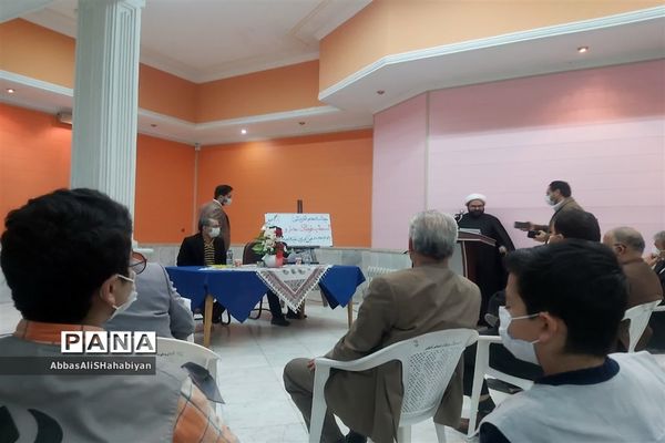 هم اندیشی اصحاب فرهنگ وهنر و رسانه کاشمر با نماینده مردم