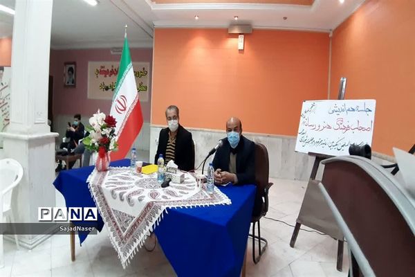 هم اندیشی اصحاب فرهنگ وهنر و رسانه کاشمر با نماینده مردم