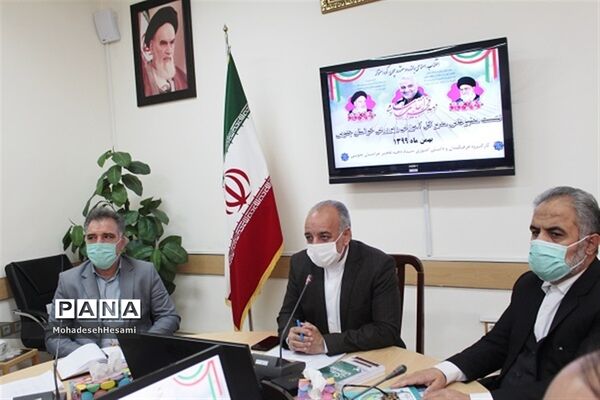 نشست صمیمی و  مطبوعاتی مدیرکل آموزش و پرورش با اصحاب رسانه