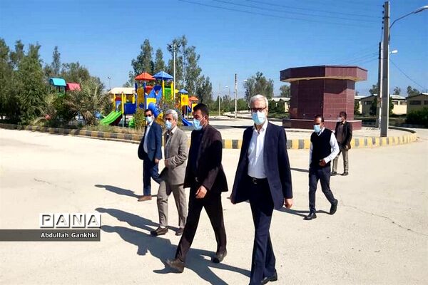 بازدید معاون پرورشی و فرهنگی آموزش و پرورش و فرماندار بوشهر از اردوگاه تربیتی در چاه کوتاه