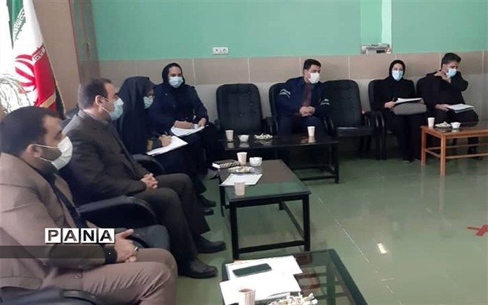 برگزاری جلسه کانون تربیتی  مدارس خاورشهر، برای بررسی مشکلات کمبود مدرسه