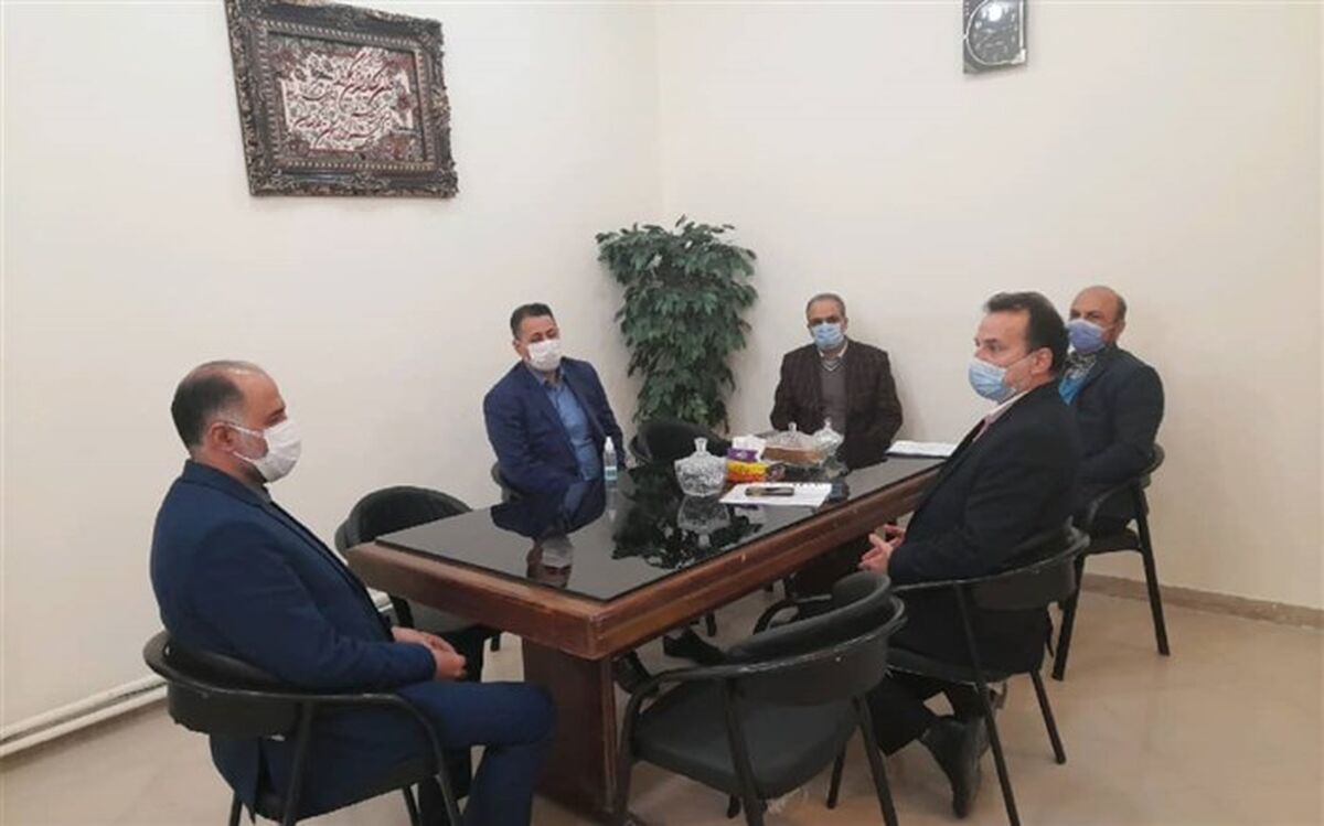 بازدید ناظرین استانی از فعالیت های آموزشی و  پرورشی جوادآباد