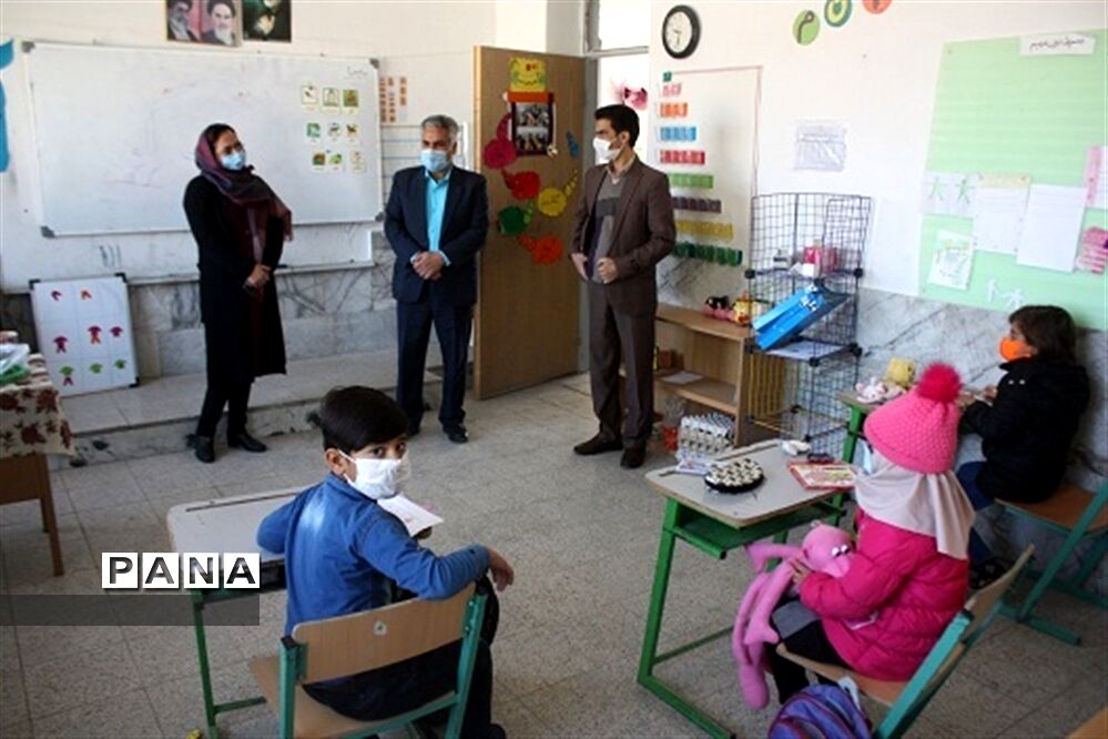 بازدید مدیر آموزش و پرورش ابرکوه از مدارس