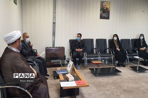 پیش اجلاسیه منطقه ای نماز و تقدیر از فعالان نماز بهارستان یک