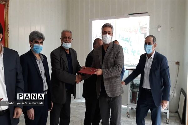 تجلیل از پیشکسوتان آموزش و پرورش شهرستان امیدیه