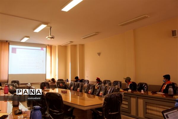 اولین روز دوره آموزش خبرنگاری ویژه دانش آموزان پسر استان اصفهان