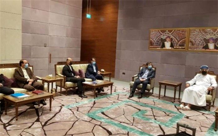 تأکید بر توسعه روابط اقتصادی و بانکی ایران و عمان