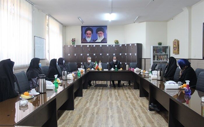 همسران و مادران شهدا، ام البنین دیار کریمان هستند