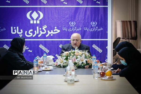 حضور محمدجواد حق شناس،رئیس کمیسیون فرهنگی و اجتماعی شورای شهر تهران  در خبرگزاری پانا