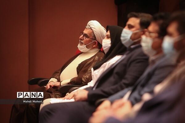 نشست خبری سی و نهمین جشنواره تئاتر فجر