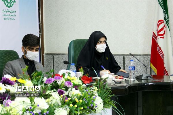 حضور نمایندگان خوزستان درآیین افتتاحیه دهمین دوره مجلس دانش آموزی کشور