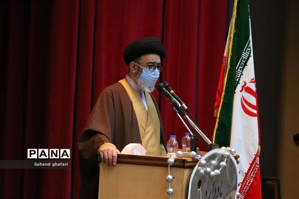 همایش نیمکت های سوخته(یادواره شهدای زینبیه و ثارالله) شهرستان میانه