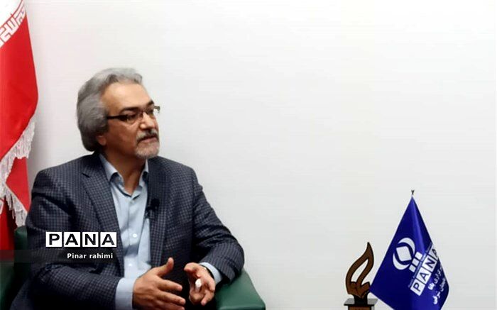 آموزش و پرورش از هنر حمایت کند