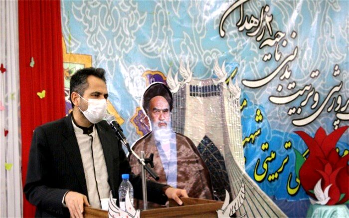 بازگشت عزت و اعتماد ملی از مهمترین دستاوردهای انقلاب اسلامی برای ملت ایران بود 