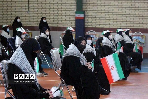 آیین نمادین زنگ انقلاب در ارومیه