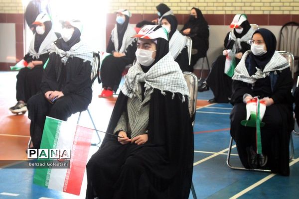 آیین نمادین زنگ انقلاب در ارومیه