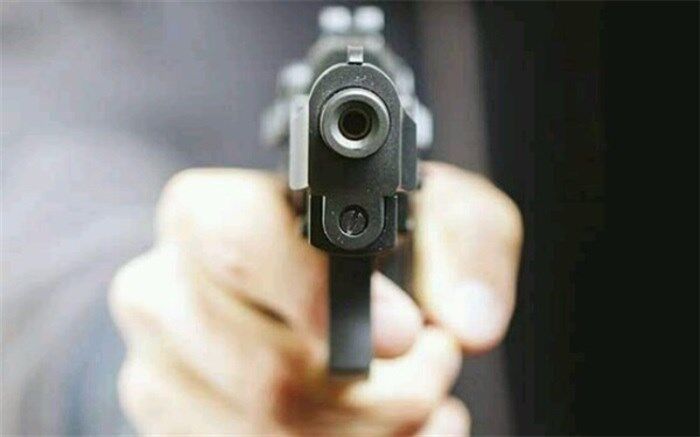 شلیـــــــک به وکیل، موکل و شاهد پرونده