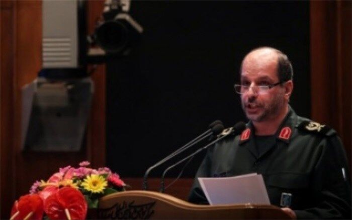 سردار آهنگر: مکتب شهید سلیمانی باید به الگو تبدیل شود
