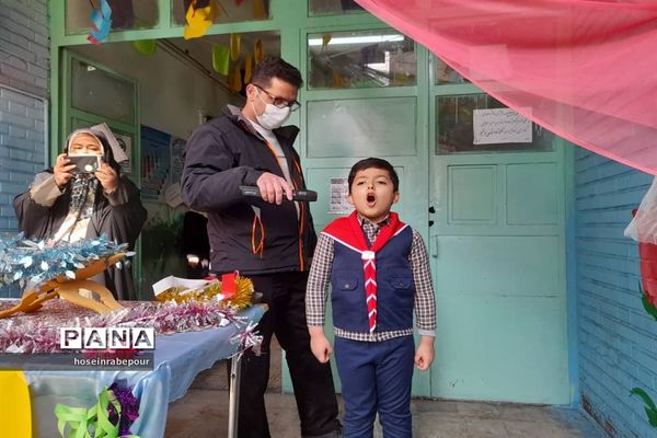 نواخته شدن چهل و دومین زنگ انقلاب در منطقه ۱۶ شهر تهران