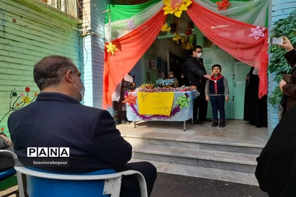 نواخته شدن چهل و دومین زنگ انقلاب در منطقه ۱۶ شهر تهران