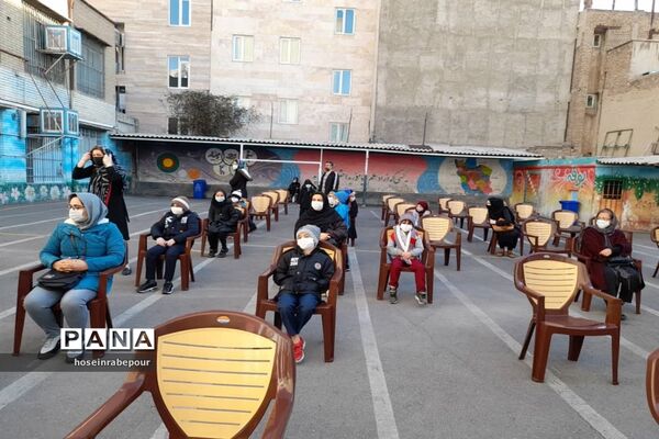 نواخته شدن چهل و دومین زنگ انقلاب در منطقه ۱۶ شهر تهران