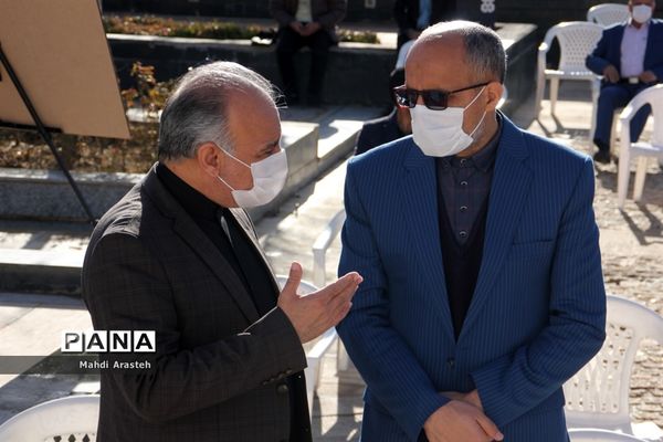 مراسم نمادین سالروز ورود امام خمینی (ره) به ایران اسلامی دراستان خراسان جنوبی