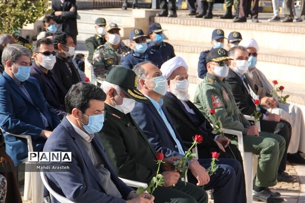 مراسم نمادین سالروز ورود امام خمینی (ره) به ایران اسلامی دراستان خراسان جنوبی