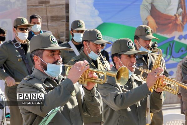 مراسم نمادین سالروز ورود امام خمینی (ره) به ایران اسلامی دراستان خراسان جنوبی