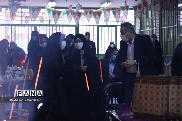 برگزاری آیین گلبانگ انقلاب منطقه 10