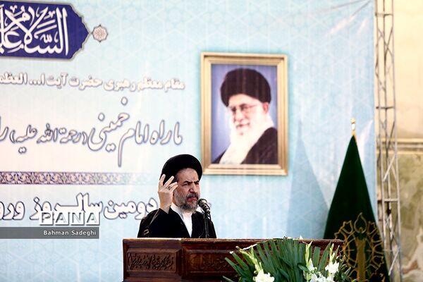 گرامیداشت یوم الله ۱۲ بهمن در حرم مطهر امام خمینی(ره)