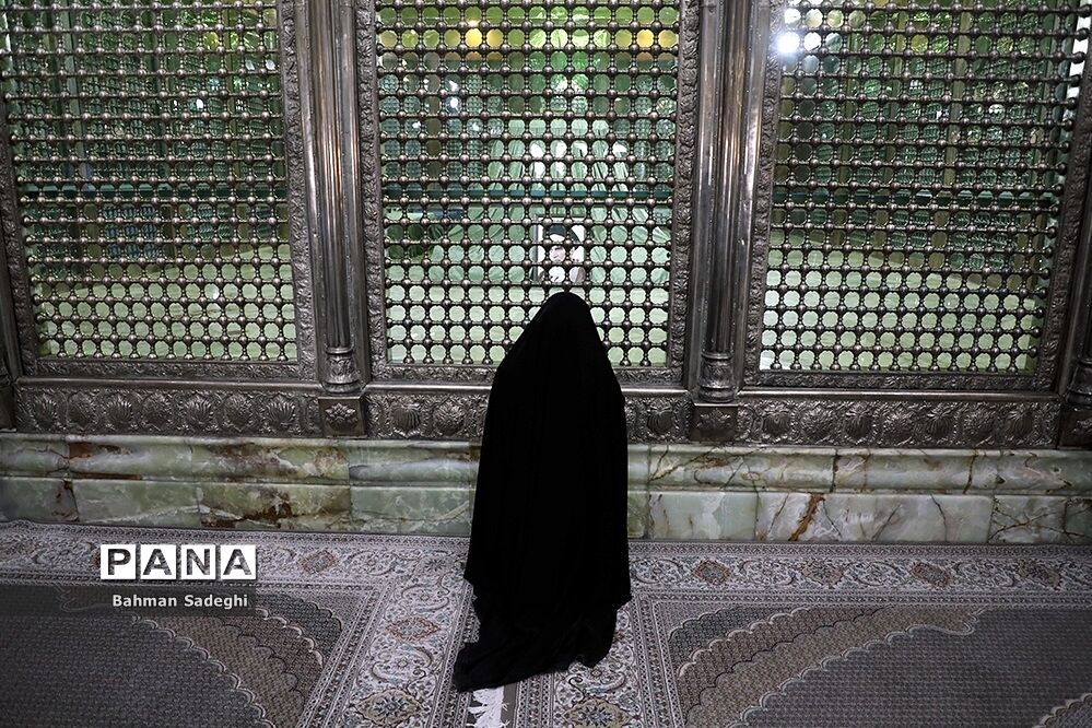 گرامیداشت یوم الله ۱۲ بهمن در حرم مطهر امام خمینی(ره)