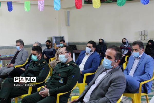 زنگ انقلاب در دبستان عصمت محمودآباد