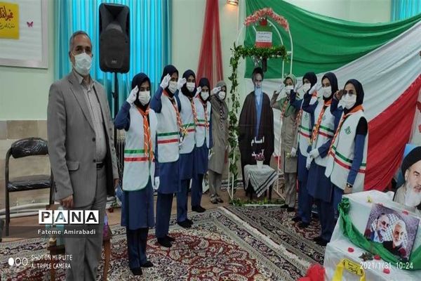 آیین نواختن زنگ انقلاب درآموزشگاه معرفت شهرستان بیرجند