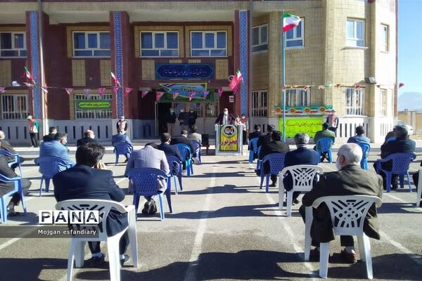 طنین زنگ انقلاب در مدارس شهرستان نی ریز