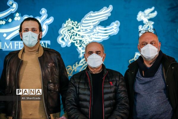 اکران فیلم  "بی همه چیز" در سی و نهمین جشنواره بین المللی فیلم فجر