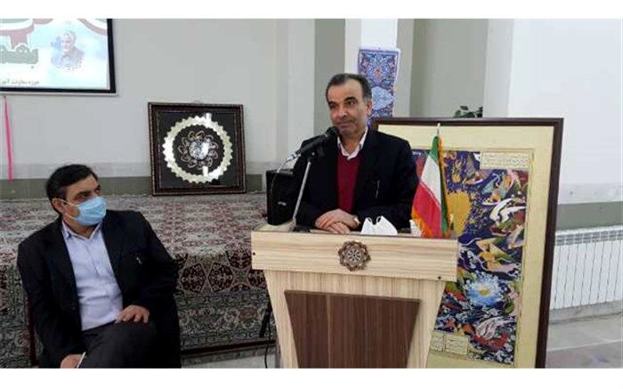 تلاش های فرهنگیان در ایام کرونا کمتر از کادر درمان نیست