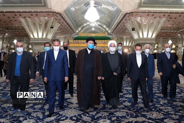 مراسم تجدید میثاق اعضای دولت با آرمان‌های امام راحل