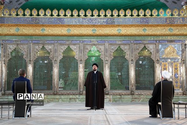 مراسم تجدید میثاق اعضای دولت با آرمان‌های امام راحل