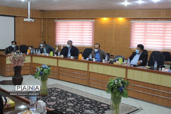کارگاه کارشناسان ارزیابی عملکرد و پاسخگویی به شکایات شهرستان‌ها و مناطق آموزش و پرورش استان بوشهر