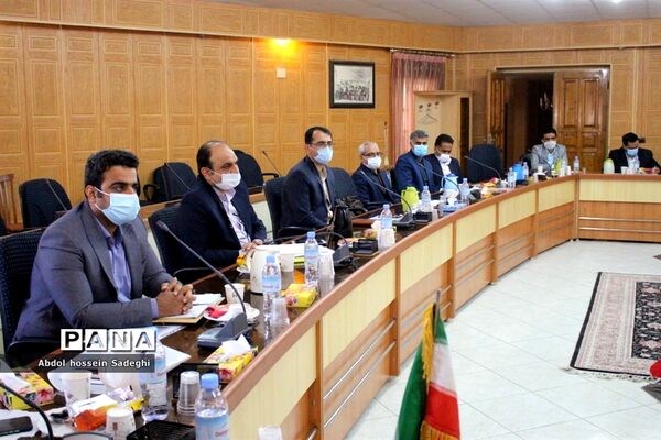 کارگاه کارشناسان ارزیابی عملکرد و پاسخگویی به شکایات شهرستان‌ها و مناطق آموزش و پرورش استان بوشهر
