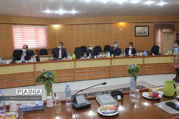 کارگاه کارشناسان ارزیابی عملکرد و پاسخگویی به شکایات شهرستان‌ها و مناطق آموزش و پرورش استان بوشهر