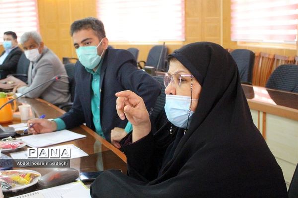 کارگاه کارشناسان ارزیابی عملکرد و پاسخگویی به شکایات شهرستان‌ها و مناطق آموزش و پرورش استان بوشهر