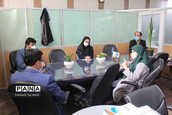 جلسه هم اندیشی کارکنان سازمان دانش‌آموزی استان بوشهر