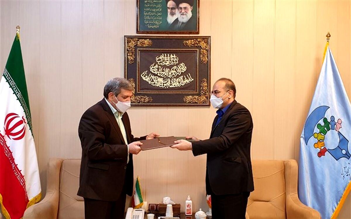 امضای تفاهم‌نامه تأمین بیش از 2500 تبلت برای دانش‌آموزان 2 استان