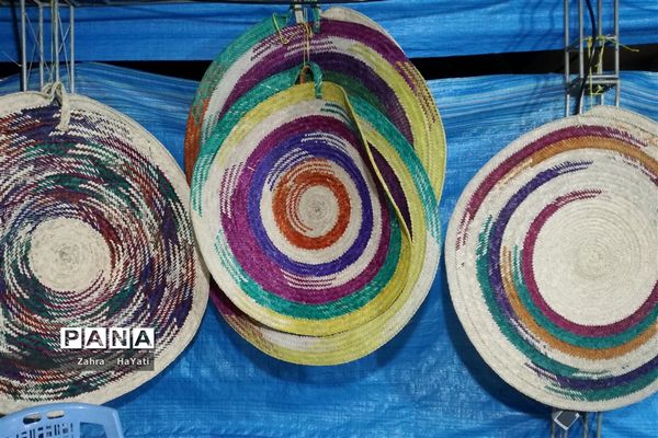 افتتاحیه نمایشگاه فجر در شهرستان امیدیه