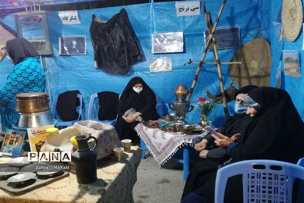 افتتاحیه نمایشگاه فجر در شهرستان امیدیه