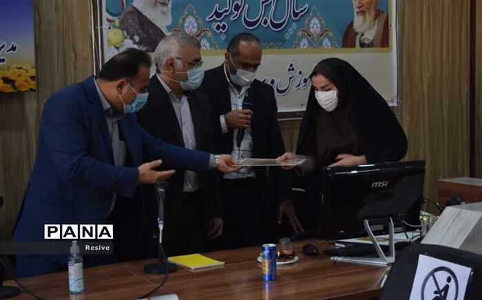 تقدیر  از بانوان اداری آموزش و پرورش  ناحیه ۳ اهواز
