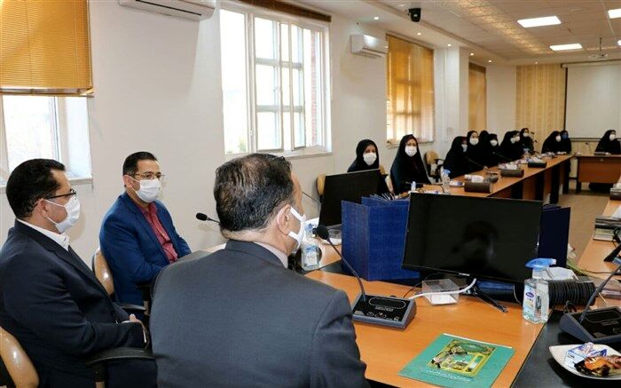 مادر بودن بالا ترین جایگاه و شانیت یک زن است